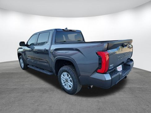 Used 2025 Toyota Tundra SR5 AWD/4WD image 7