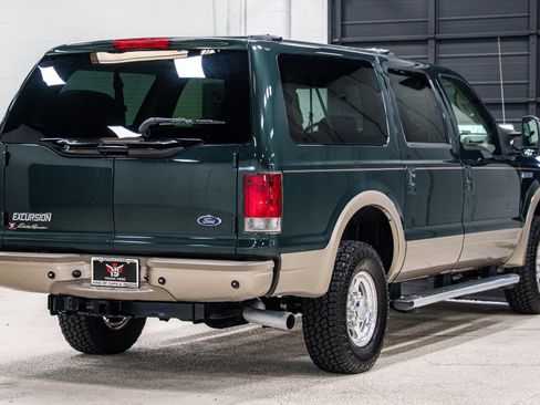 Used 2004 Ford Excursion Eddie Bauer AWD/4WD image 9