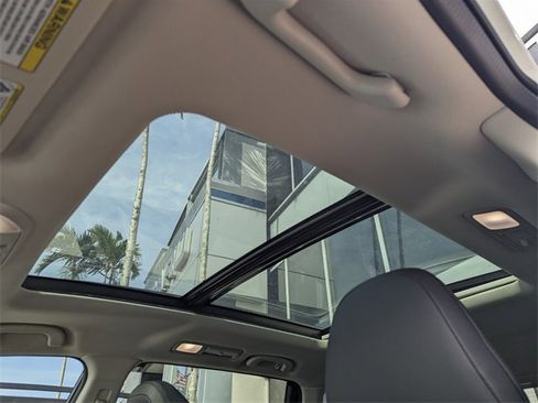 New 2025 Subaru Ascent Bronze Edition image 13