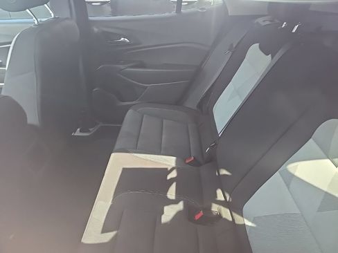 Used 2024 Chevrolet Trax LS w/ LS Convenience Package FWD image 7