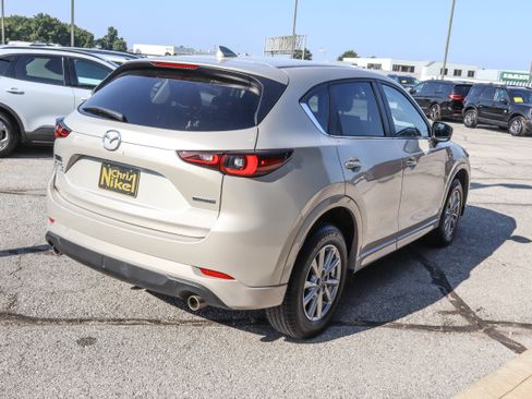 Used 2025 MAZDA CX-5 AWD 2.5 S w/ Preferred Package image 4