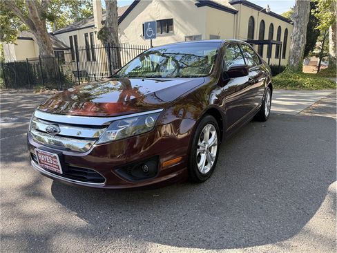 Used 2012 Ford Fusion SE FWD image 1