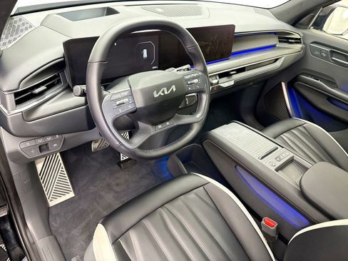 Used 2024 Kia EV9 GT-Line image 9