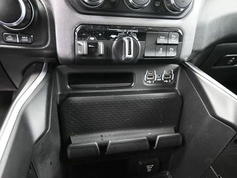Used 2023 RAM 1500 Big Horn AWD/4WD image 12