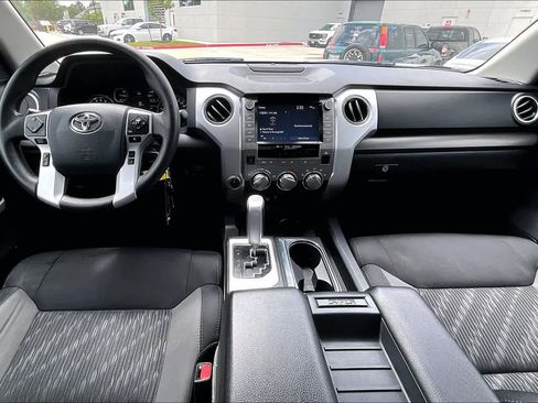 Used 2020 Toyota Tundra SR5 w/ SR5 Upgrade Package AWD/4WD image 15