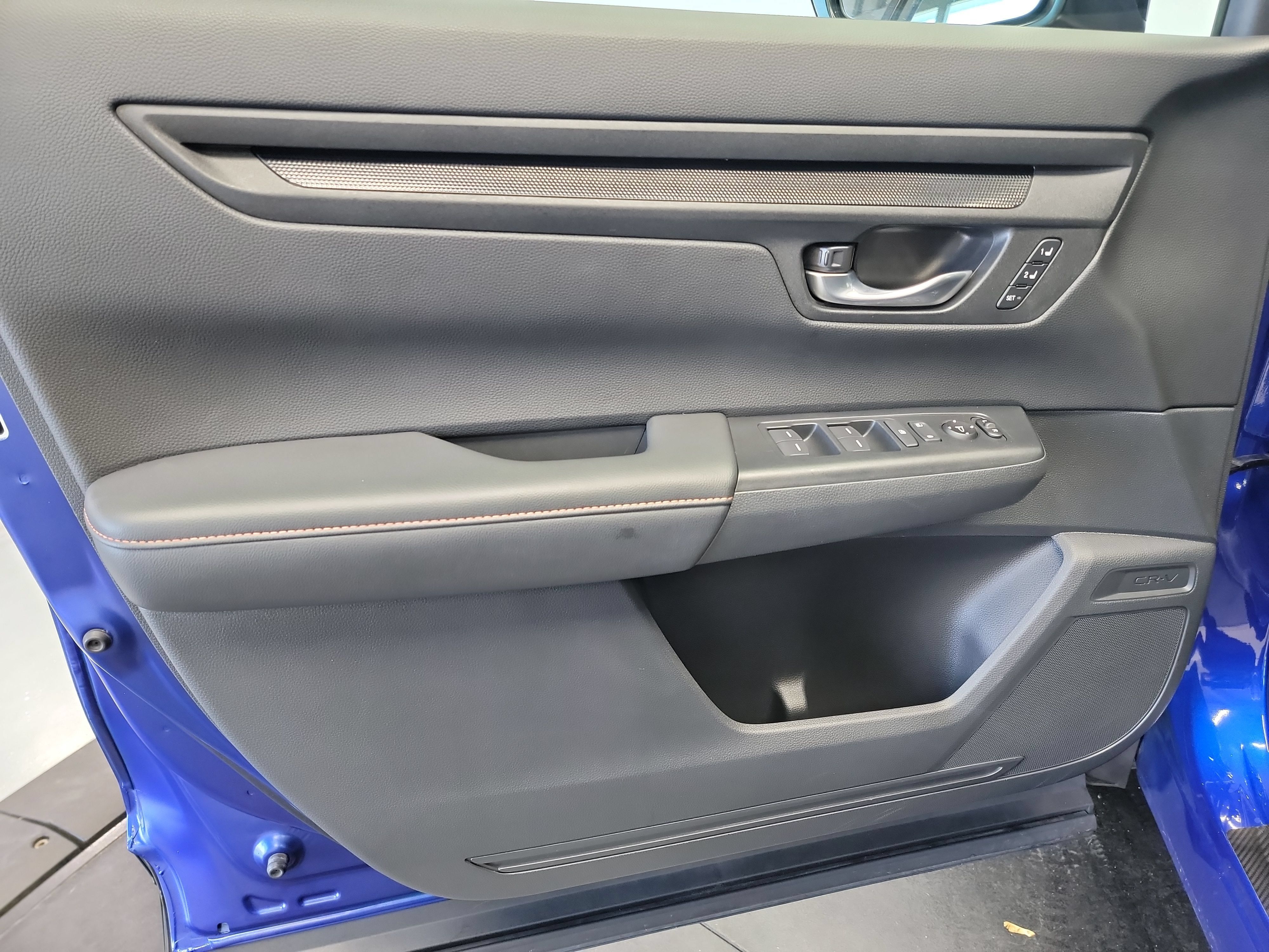 Used 2024 Honda CR-V Sport-L image 13