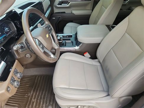Used 2023 Chevrolet Silverado 1500 LTZ w/ LTZ Convenience Package II image 18