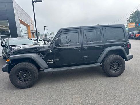 Used 2021 Jeep Wrangler Unlimited Sport AWD/4WD image 3