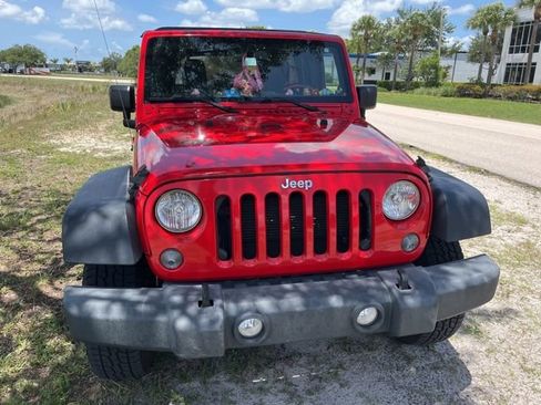 Used 2016 Jeep Wrangler Unlimited Sport w/ Quick Order Package 24S AWD/4WD image 2