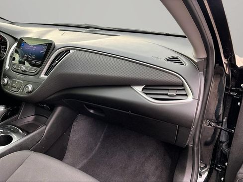 Used 2020 Chevrolet Malibu LS FWD image 18