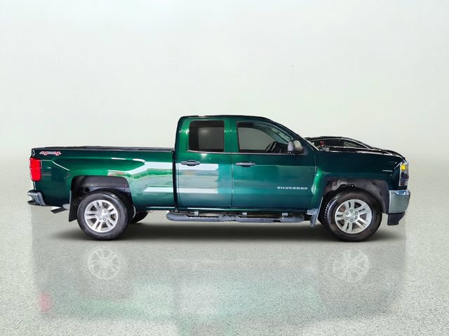 Used 2017 Chevrolet Silverado 1500 LT w/ All Star Edition AWD/4WD image 2