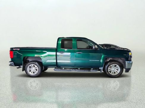 Used 2017 Chevrolet Silverado 1500 LT w/ All Star Edition AWD/4WD image 2