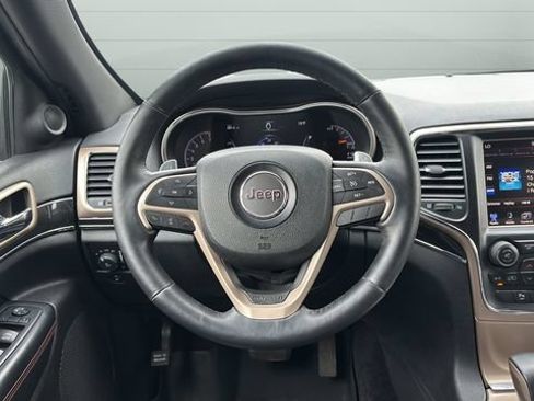 Used 2016 Jeep Grand Cherokee Limited 75th Anniversary AWD/4WD image 13