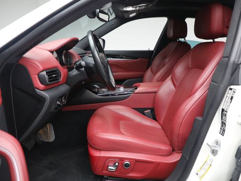 Certified 2022 Maserati Levante GT image 14