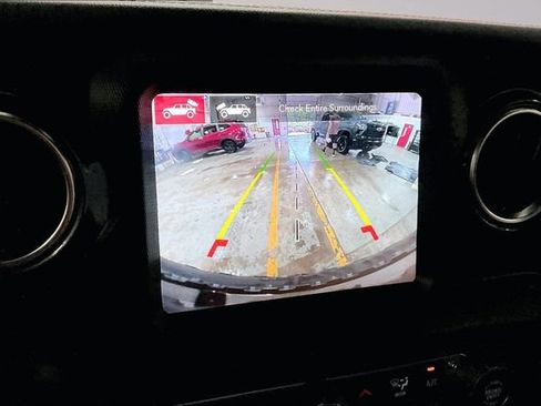 Used 2023 Jeep Wrangler Unlimited Rubicon 392 w/ Trailer Tow Package AWD/4WD image 23