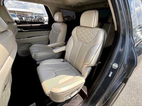 Used 2020 Hyundai Palisade Limited image 18