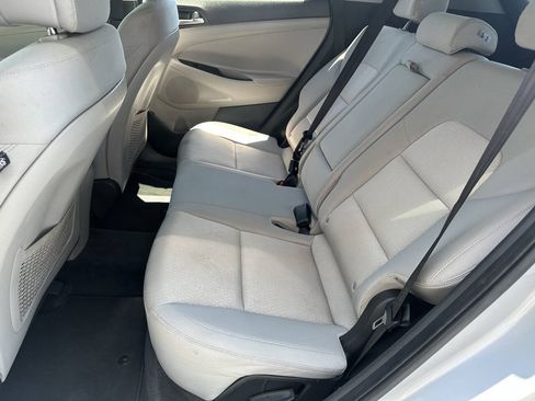 Used 2017 Hyundai Tucson SE w/ SE Popular Package 02 AWD/4WD image 16