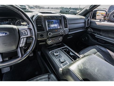 Used 2021 Ford Expedition Max Limited image 15