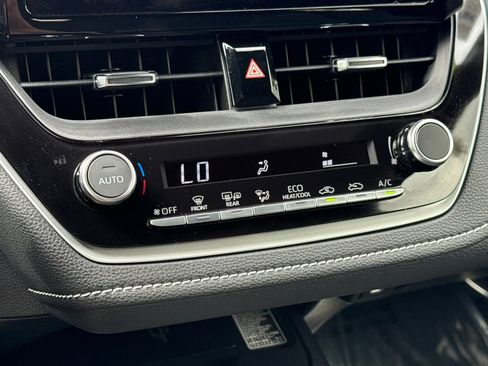 Used 2026 Toyota Corolla SE FWD image 20