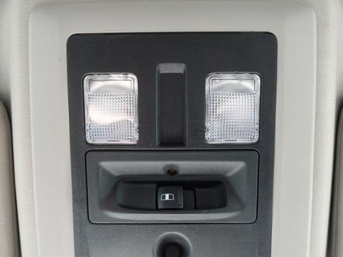 Used 2022 RAM 1500 Classic SLT w/ Electronics Convenience Group image 61