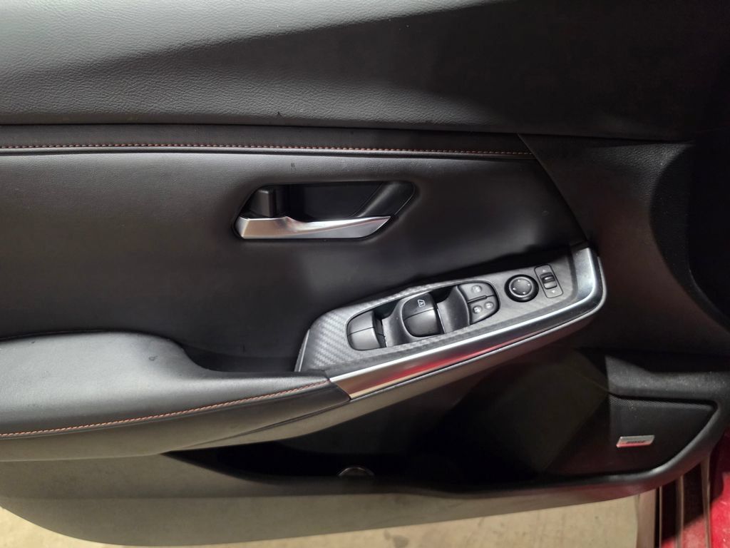 Used 2021 Nissan Sentra SR w/ SR Premium Package FWD image 5