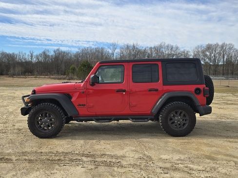 Used 2024 Jeep Wrangler Sport S image 14