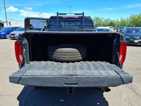 Used 2022 GMC Sierra 3500 AT4 w/ AT4 Preferred Package AWD/4WD image 17