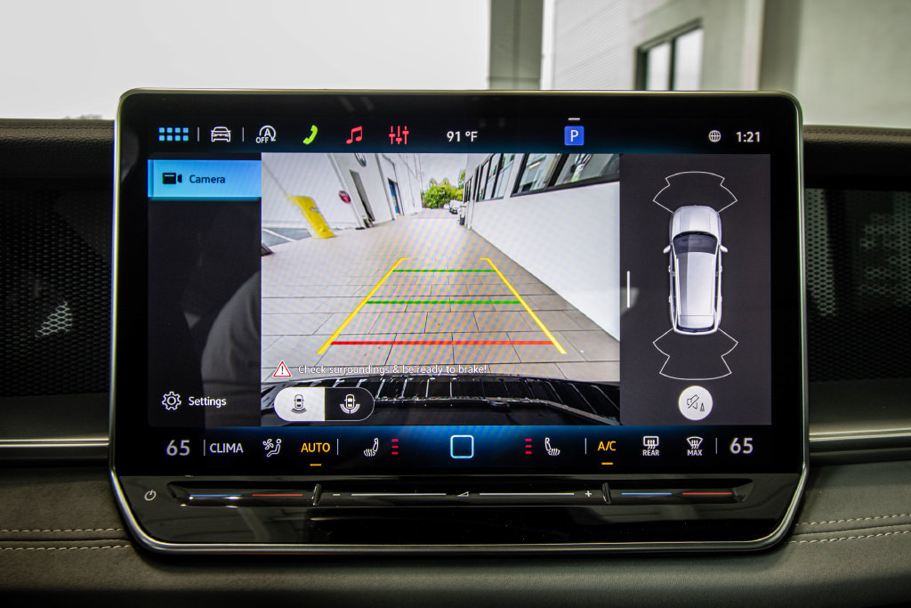 New 2026 Volkswagen Tiguan SE R-Line FWD image 43