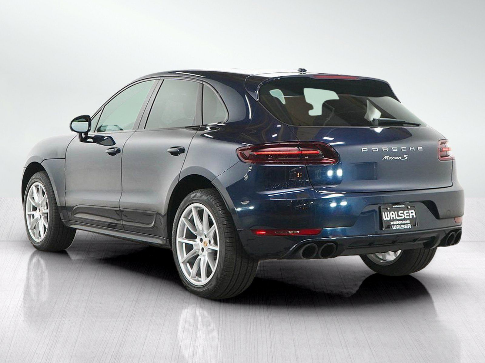 Used 2018 Porsche Macan S AWD/4WD image 3