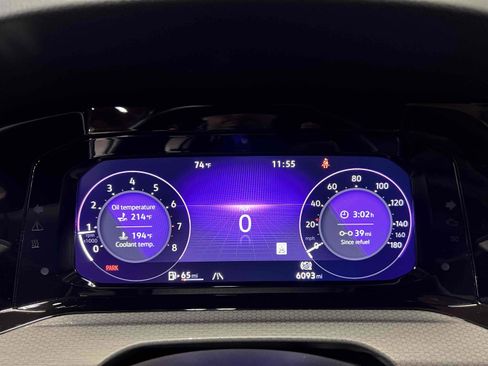 Used 2024 Volkswagen GTI SE image 9