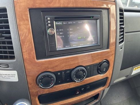 Used 2015 Mercedes-Benz Sprinter 3500 image 14