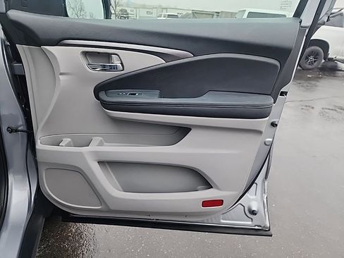 Used 2022 Honda Pilot Special Edition image 33