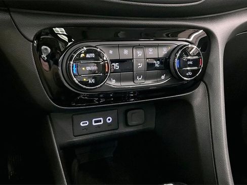 Used 2023 Buick Encore GX Essence w/ Experience Buick Package image 26