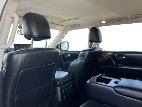 Used 2022 Nissan Armada SL w/ Captain's Chairs Package image 11