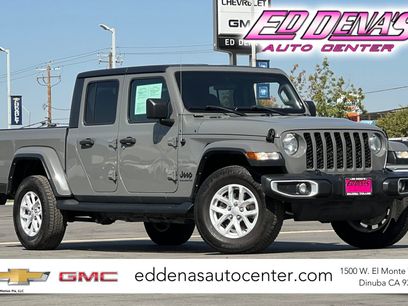 Used 2023 Jeep Gladiator Sport