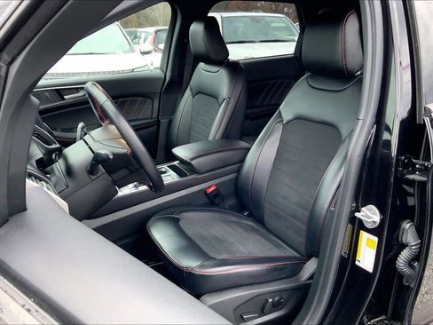 Used 2023 Ford Edge ST-Line w/ Cargo Accessory Package image 7