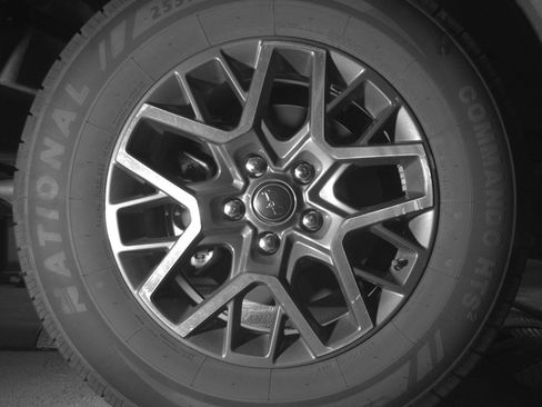 Used 2025 Jeep Wrangler Sahara image 15