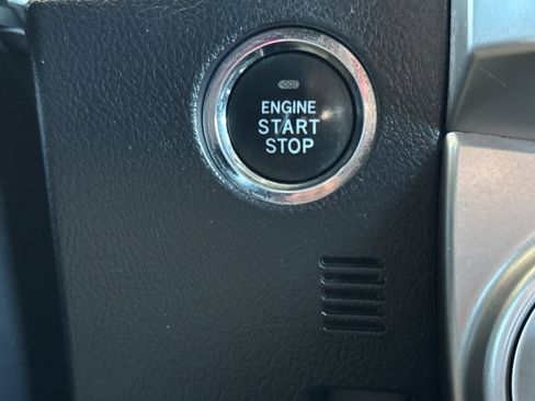 Used 2014 Toyota 4Runner Limited AWD/4WD image 23