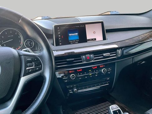 Used 2018 BMW X5 sDrive35i w/ M Sport Package RWD image 7