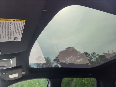 New 2025 GMC Sierra EV Denali image 28