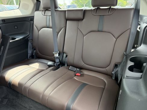 Used 2023 Honda Pilot Elite image 32