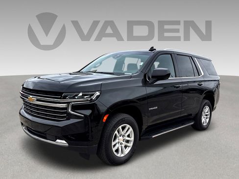 Used 2023 Chevrolet Tahoe LT image 3