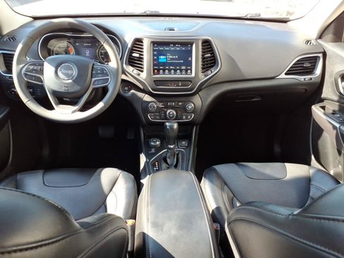 Used 2022 Jeep Cherokee Latitude Lux w/ Sun & Sound Group AWD/4WD image 11