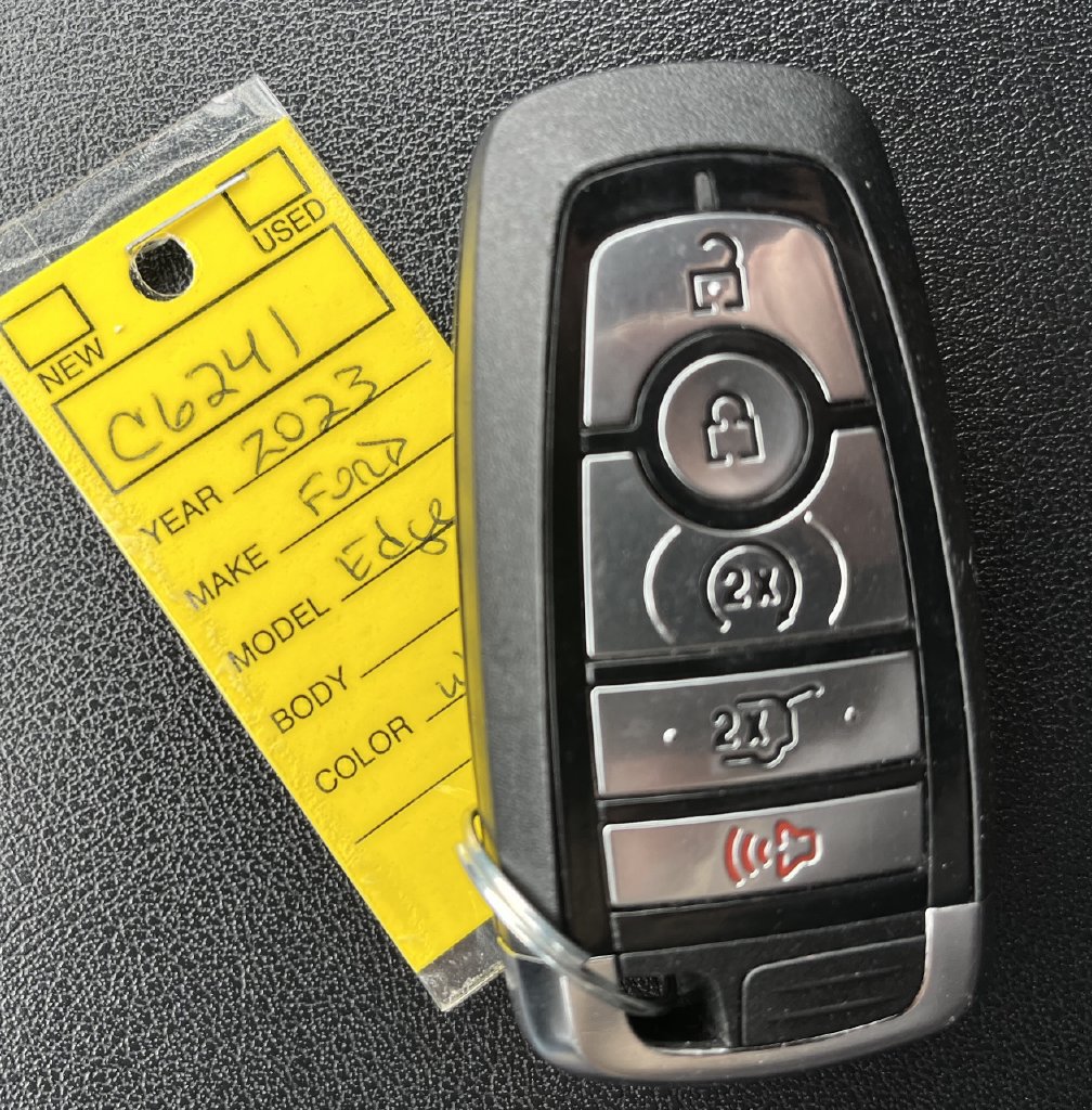 Used 2023 Ford Edge ST AWD/4WD image 18