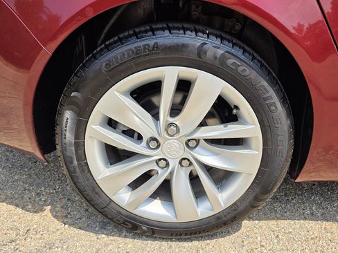 Used 2016 Buick Regal Premium AWD/4WD image 37