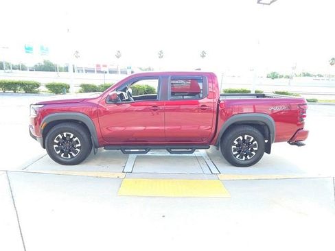 Used 2022 Nissan Frontier Pro-X RWD image 7