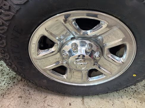 Used 2018 RAM 2500 Tradesman w/ Chrome Appearance Group AWD/4WD image 32