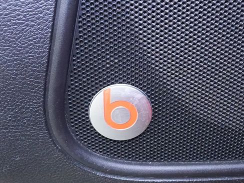 Used 2016 Chrysler 300 S image 17