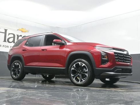 New 2026 Chevrolet Equinox LT w/ Convenience Package II image 2