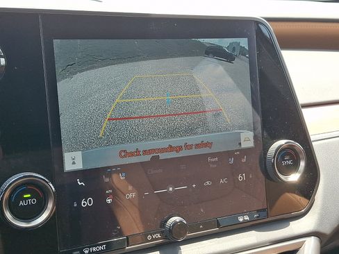 Used 2023 Lexus RX 350 Premium w/ Accessory Package AWD/4WD image 18